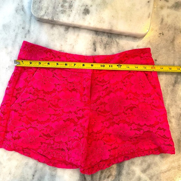 Lace Shorts - hot pink - Picture 1 of 4